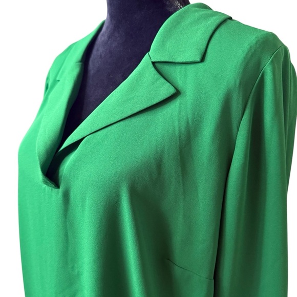 Eloquii | Vibrant Green Blouse with Flare Sleeves | Sz 14 - Picture 2 of 9